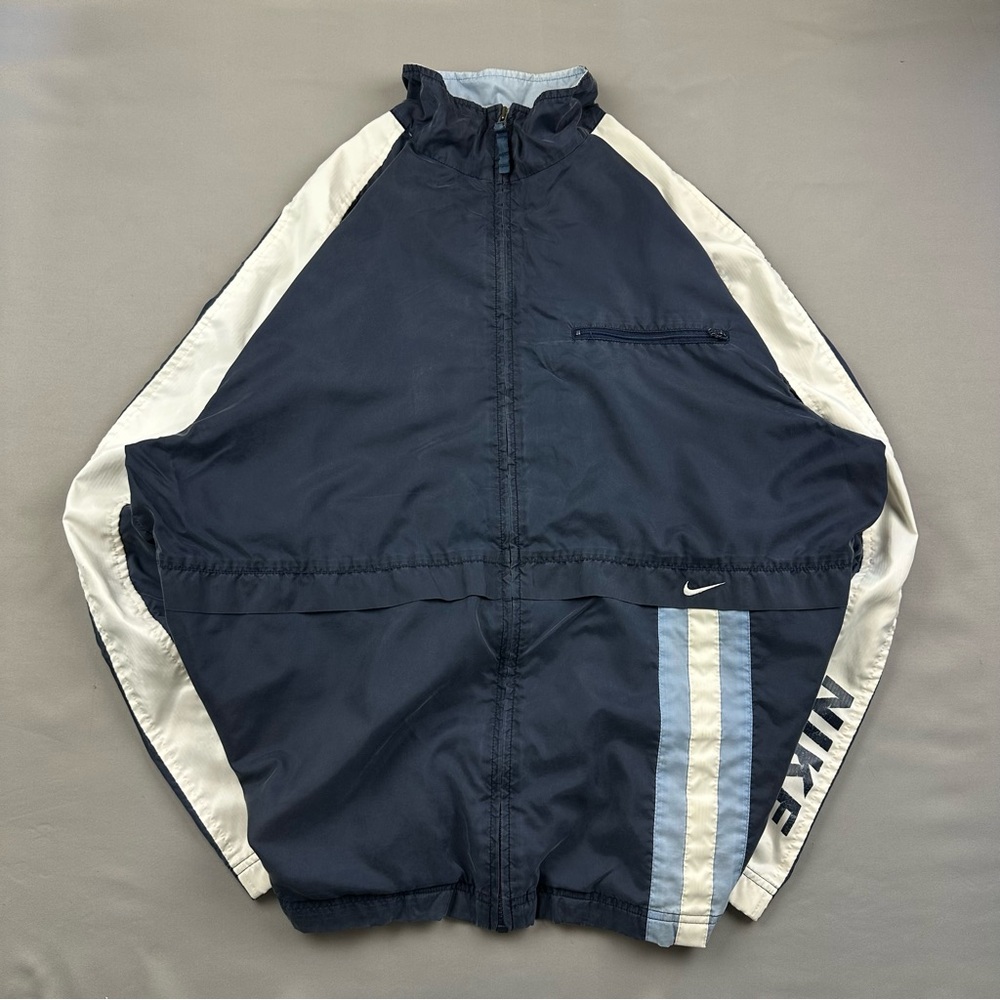 VINTAGE 00s Nike Men's Navy and White Windbreaker Jacket with Light Blue Stripes